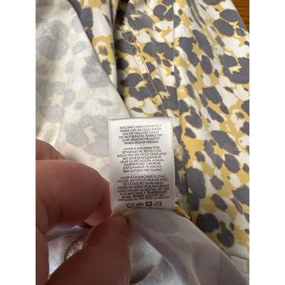 CAbi 5854 Providence Shirt Jacket Women Leopard Yellow Shacket Size M - Picture 8 of 9